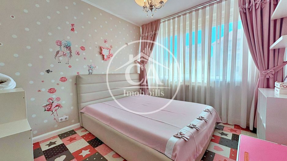 Apartament cu 3 camere situat în zona Decebal - Poză 1