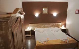 Pensiune Moieciu - 3000mp Teren - 12 Camere Plus Restaurant - Brasov - Poză 6