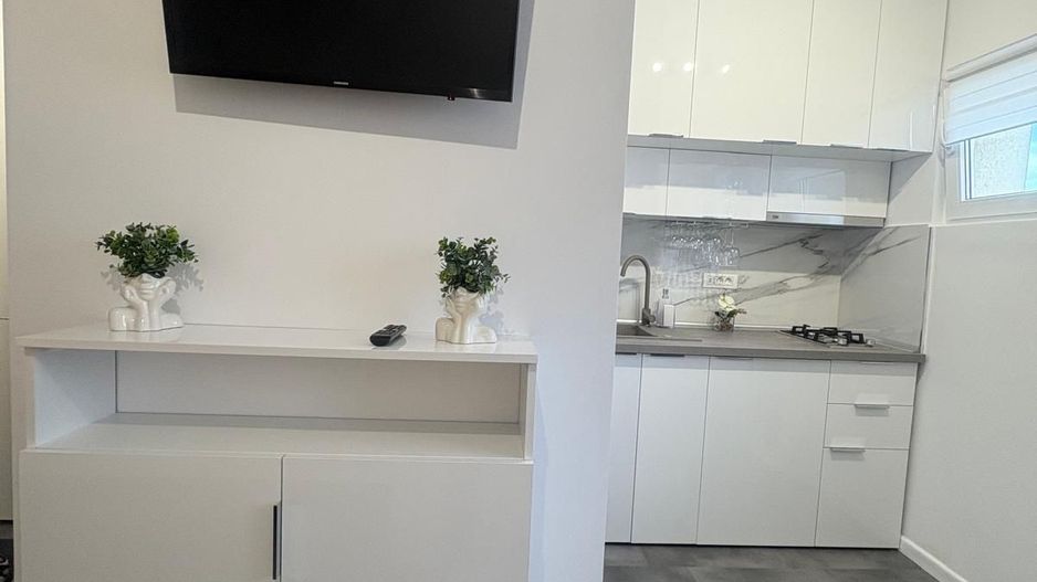 Garsoniera modernă 1 Decembrie, boiler,  AC, etaj 9 - Poză 7