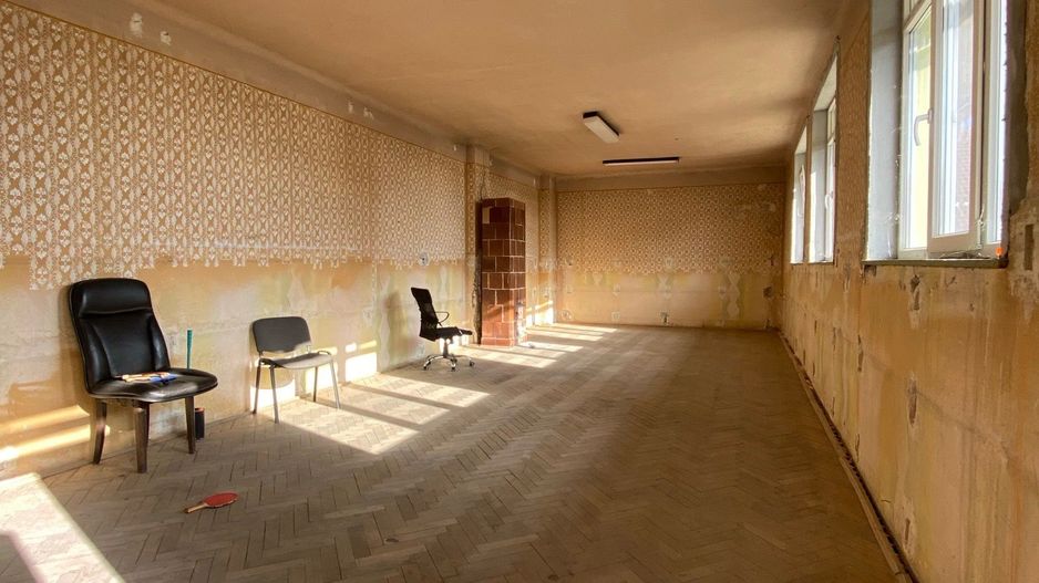 Cladire cu multiple spatii comerciale | P-ta Maria - Sinaia | 1425 MP - Poză 14