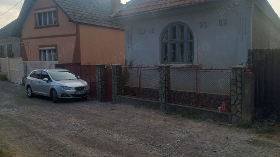 Vanzare casă - Poză 2