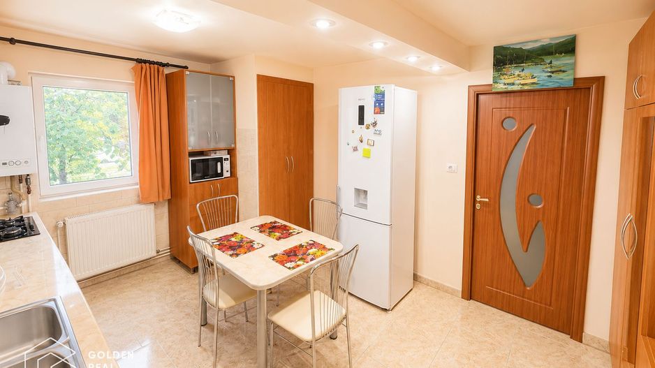 Apartament superb, 2 camere, etaj 1, C. Romanilor - Poză 6