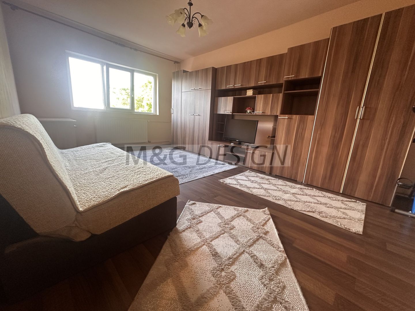 2 camere decomandat etaj 3 Lipovei - Poză 1