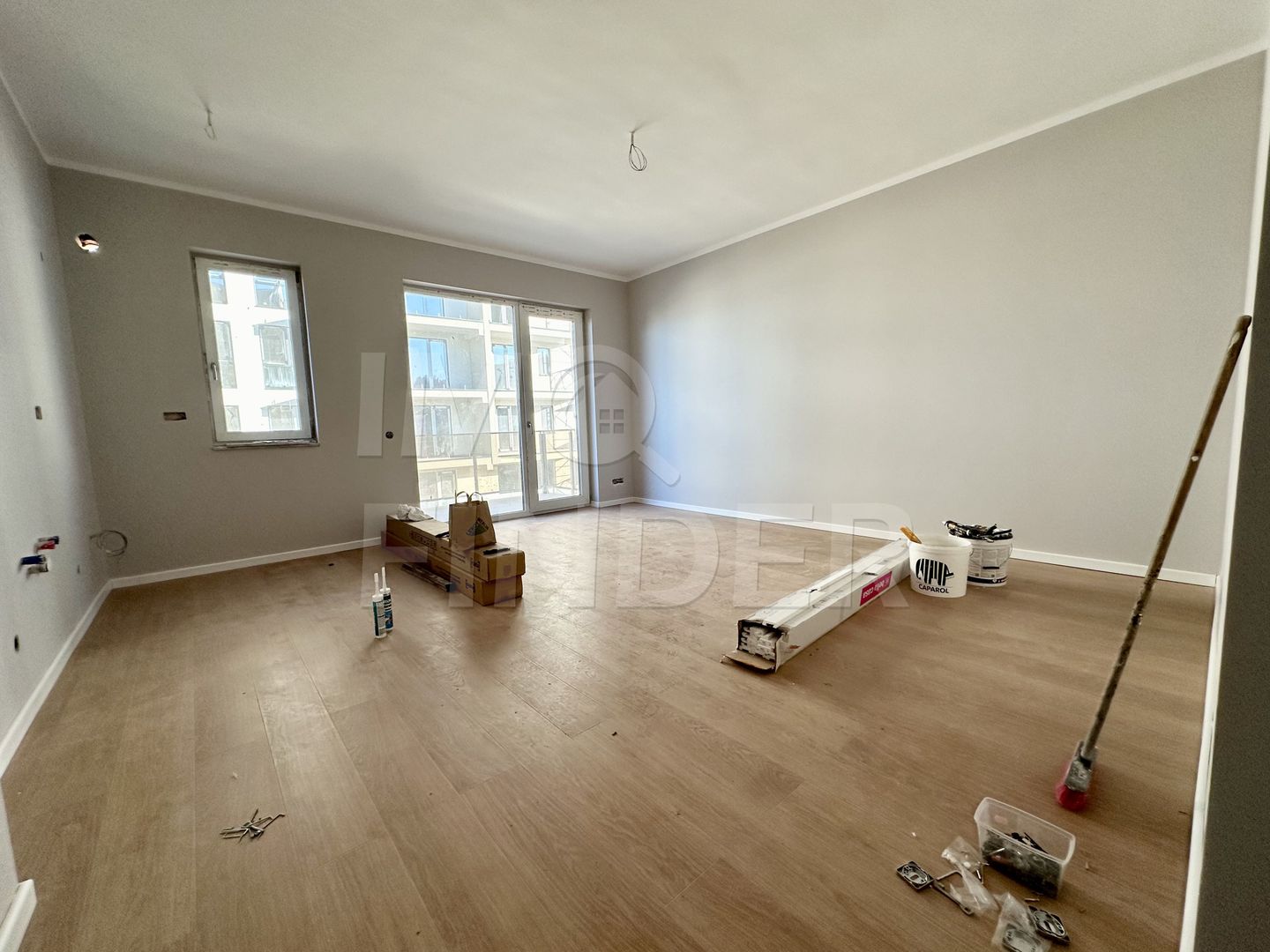 Apartament 2 camere ULTRAFINISAT, zona VIVO, cu CF - Poză 9