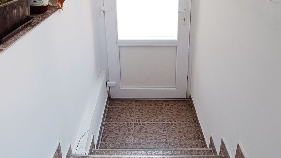 Apartament cu 3 camere decomandate,Carpatilor-Judetean - Poză 12