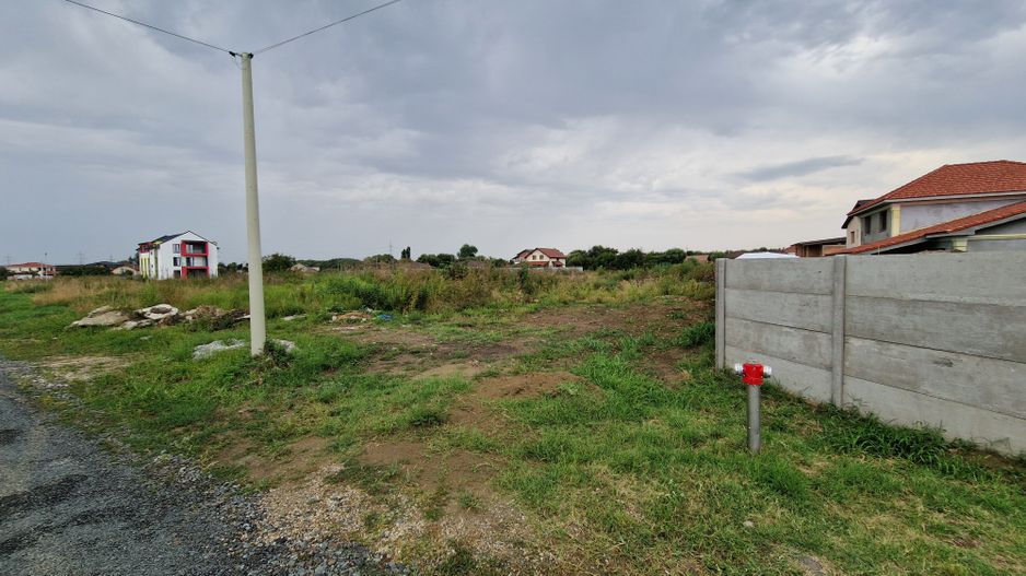 Teren Servicii comerciale GHIRODA- 2.050 mp. dupa canal - Poză 1