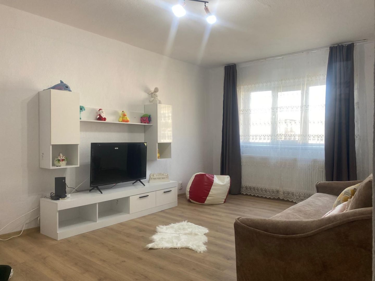 Spatios! Inchiriere apartament cu 2 camere in Targoviste -M12 - Poză 4