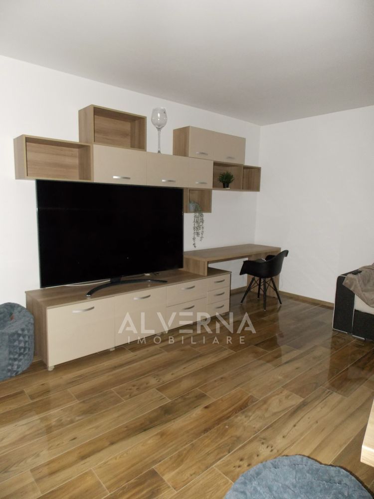 Apartament 2 camere 60mp | parcare | balcon | zona Semicentral - Poză 3