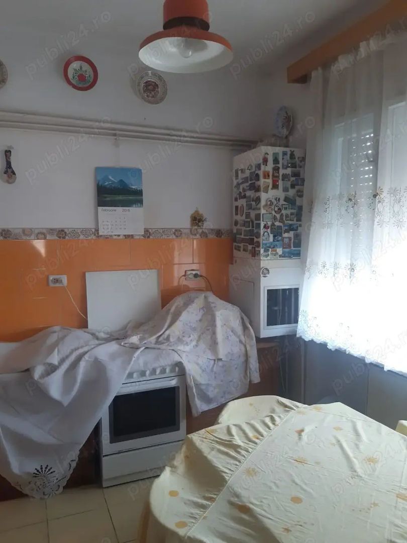 BRASADAS vinde ap 4 cam la etajul 2/4. - Poză 2