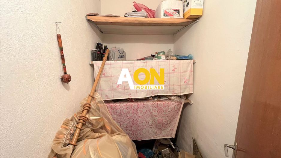 Apartament decomandat cu 2 camere + balcon, etaj 2, zona Spital - Poză 10