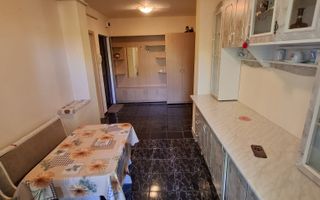 Aradului, 2 camere decomandate, et 3, centrala proprie - Poză 9