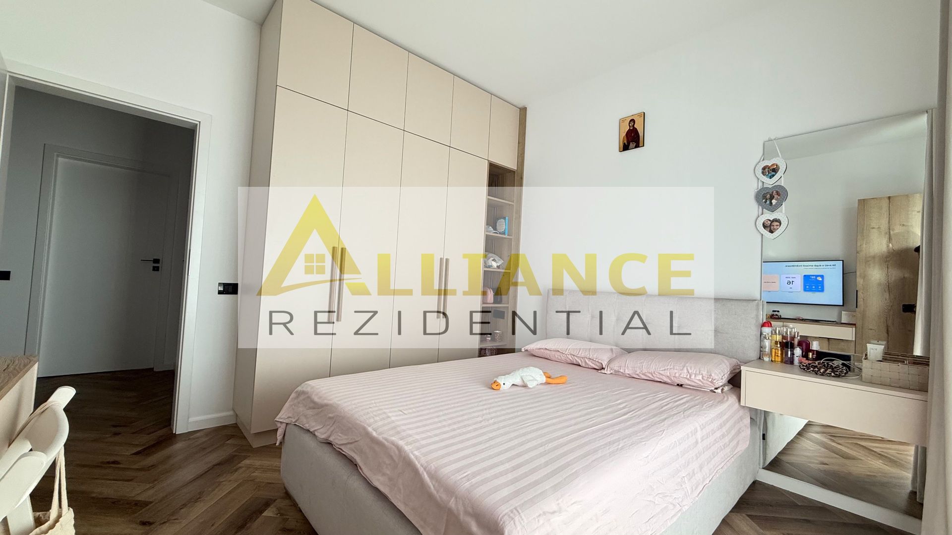 Alliance Vilas | Parter | 4 camere | 2 bai | Teren 450mp - Poză 15
