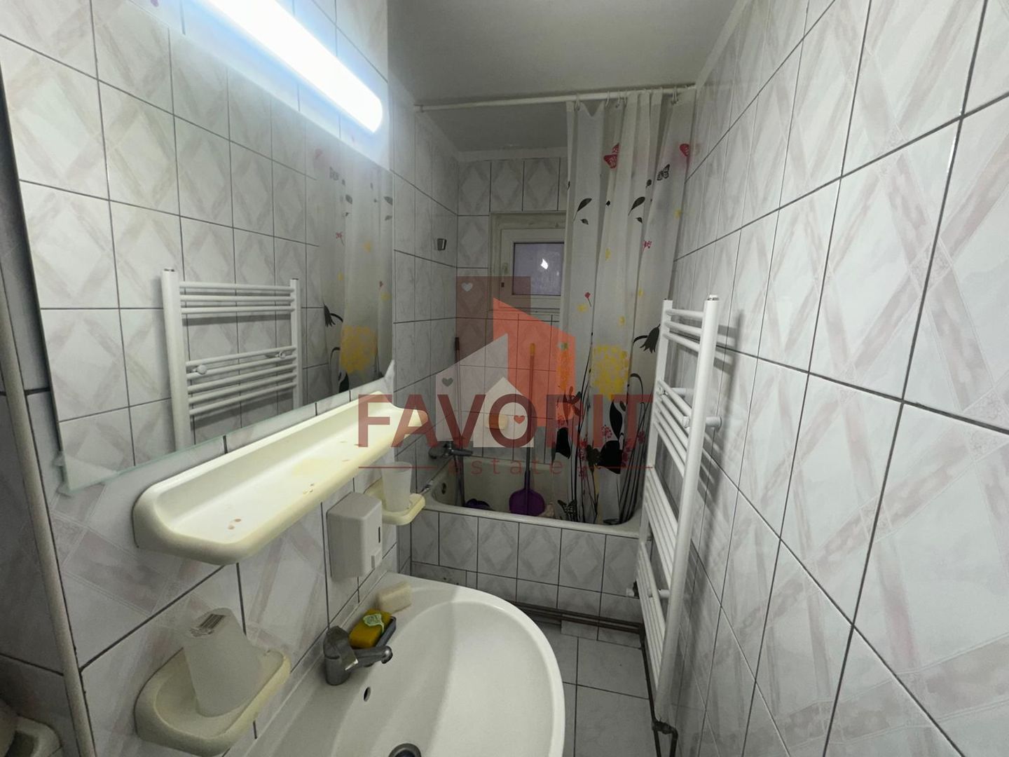 2 camere | etaj 1 | centrala proprie | mobilat si utilat | zona excelenta | - Poză 11