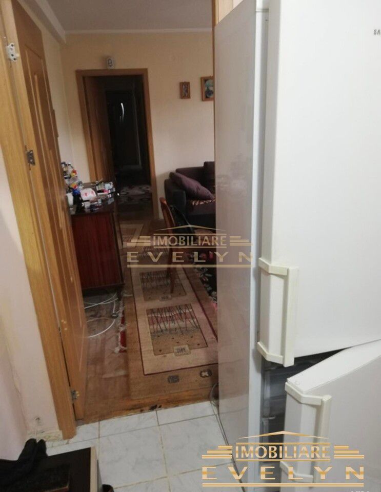 Apartament 4 camere de vanzare , zona Parcul Mihai Eminescu - Poză 5