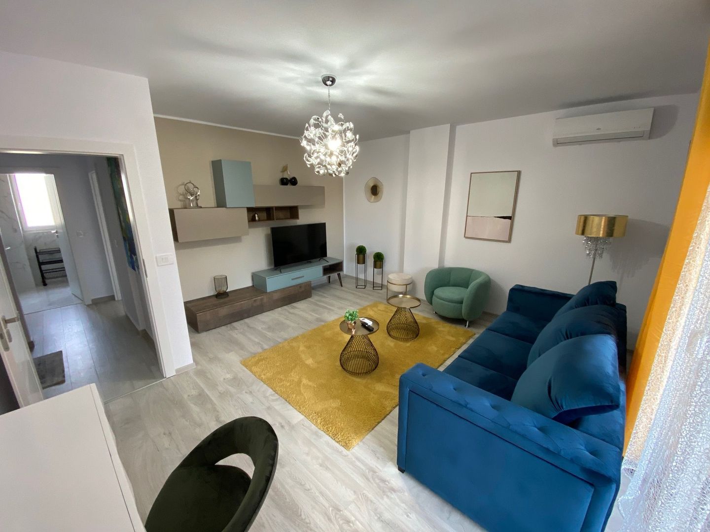 Apartament  langa British - Poză 4