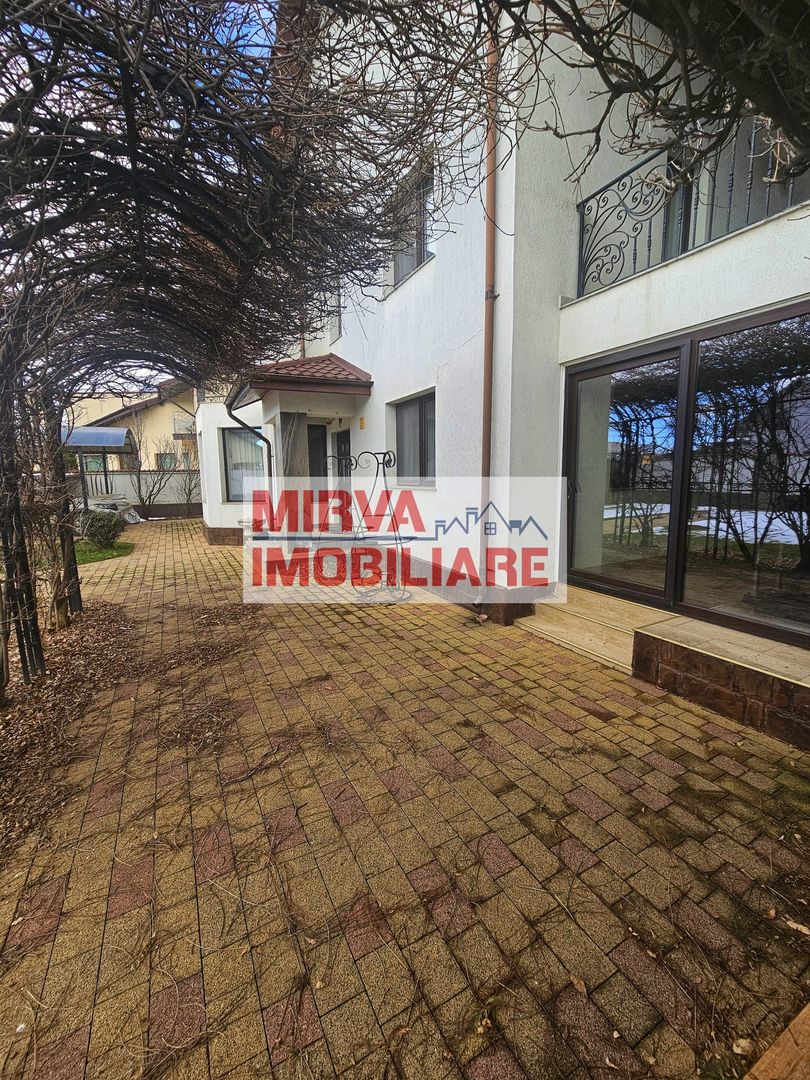 Vilă spațioasă Strejnicu S+P+1E+M, 8 camere, garaj, teren 595 mp - Poză 4