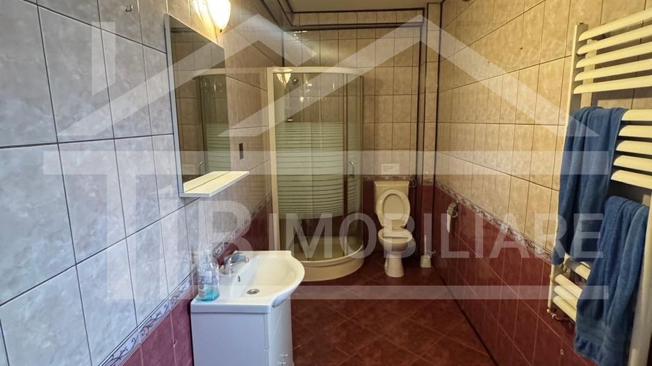 Vila cu 6 camere, 420mp,  teren 720mp, parcari, Zona Shopping City - Poză 26