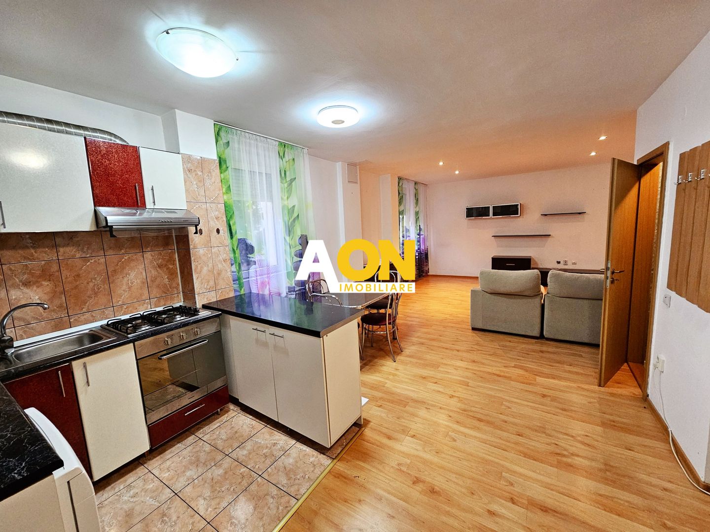 Apartament 3 camere, mobilat, utilat, 84 mp utili + garaj, Tolstoi - Poză 4