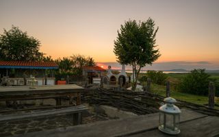 Complex turistic de vanzare in Enisala / Tulcea - Poză 7