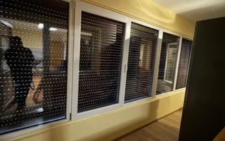 Garsoniera Centrul Civic bloc de apartamente - Poză 12