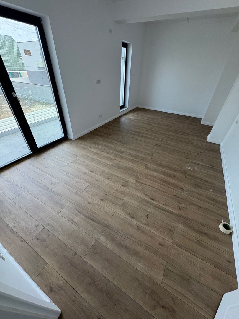 Vila exclusivista cu PISCINA, zona Liddl Tunari, 0% comision - Poză 10