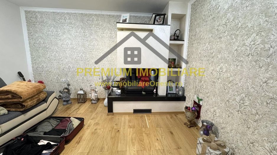 Vila la 13 km de Onesti - Poză 4