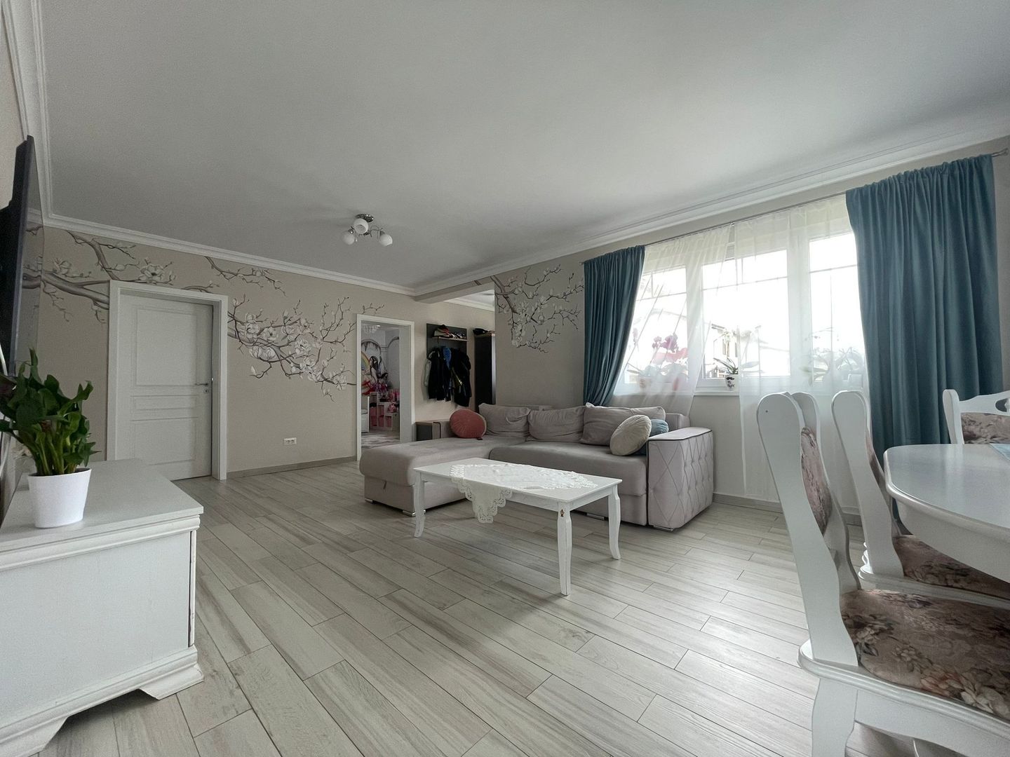 Casă individuală 4 camere-820mp teren - Poză 1