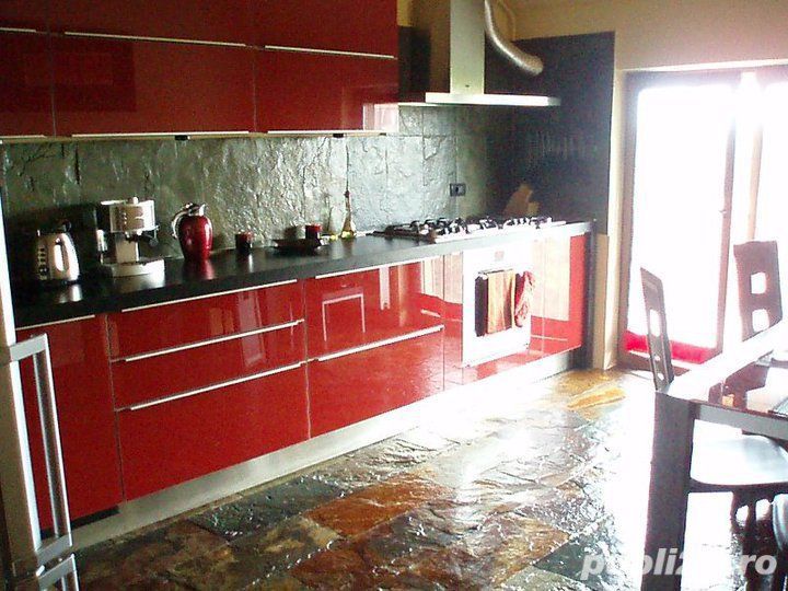 Ap. 3 camere pe 3 nivele - Poză 1