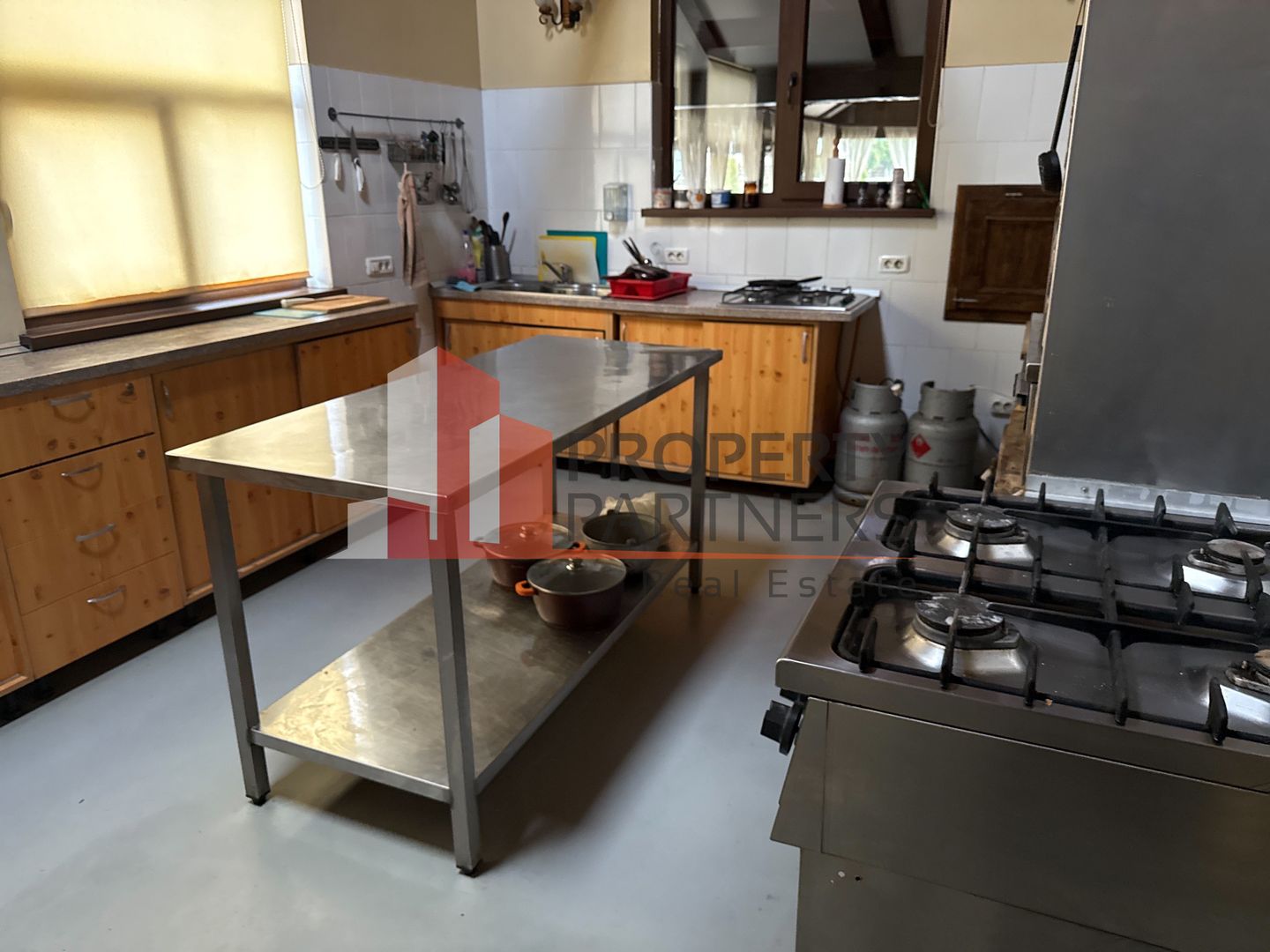 Restaurant de închiriat în Bran – terasă mare + poziție centrală - Poză 3