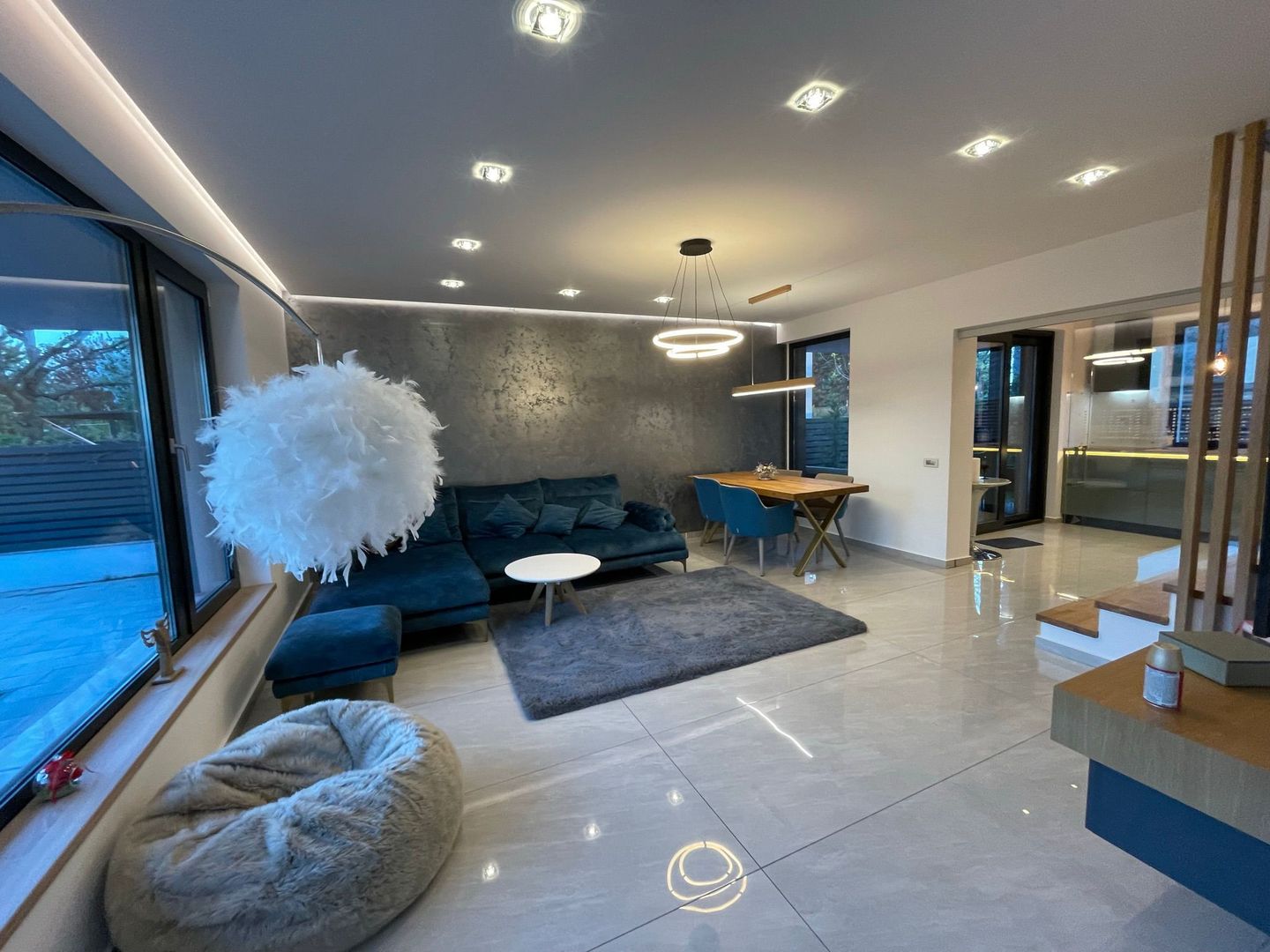 Vilă de închiriat | 4 camere | iancu Nicolae - Poză 1