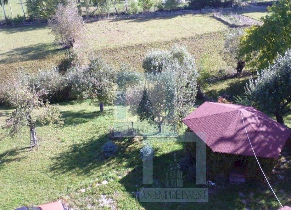 Pensiune 17 camere - zona Bran - Poză 6