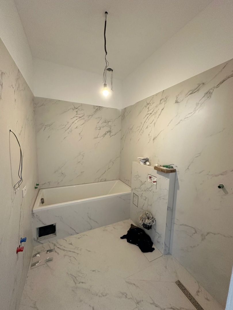 Apartament renovat în clădire istorică - are garaj - Poză 14