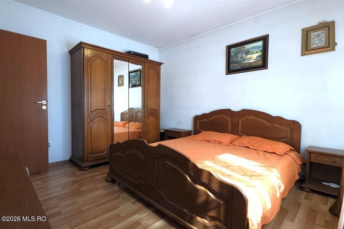 Castelu - Str. Florilor, casa din 2012, teren 737 mp si 106 mp utili - Poză 25