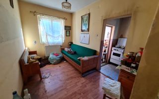 Casa 4 camere, 93 mp Construit, Teren 468 mp, Zona Cetate - Poză 7