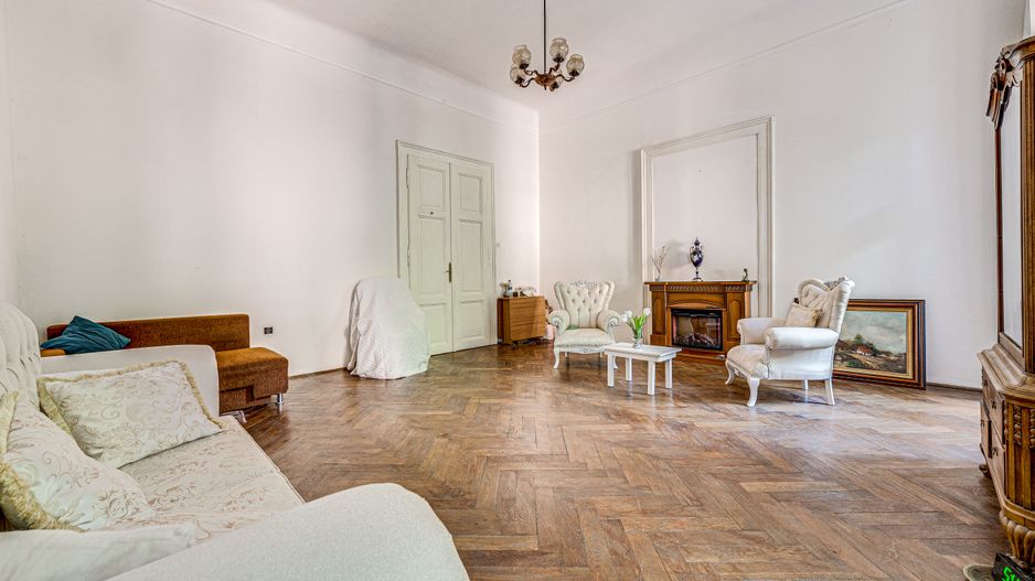 Apartament impozant, în centrul orașului Arad - Poză 5