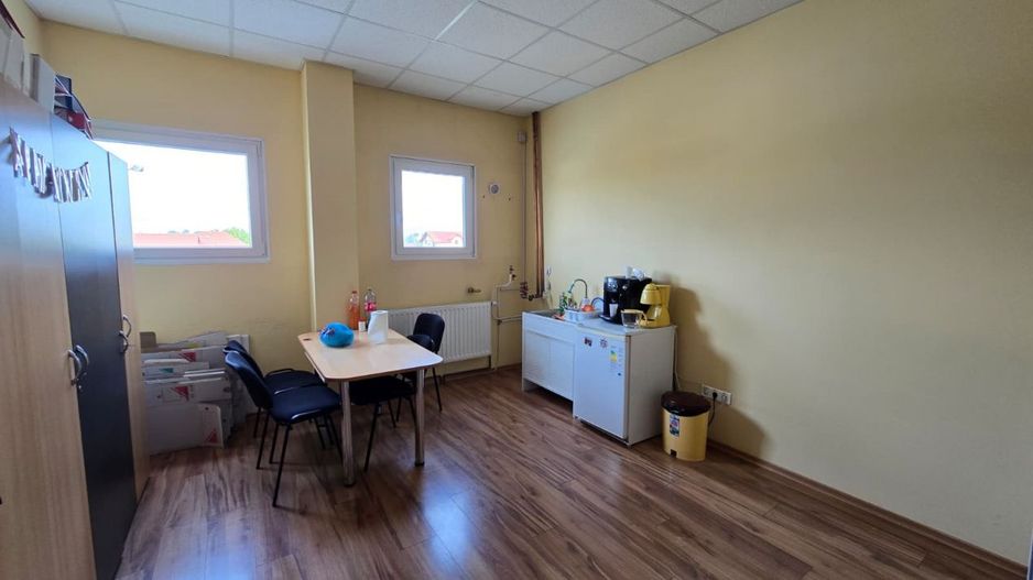 De Închiriat Spațiu birouri Careiului Satu Mare - Poză 4