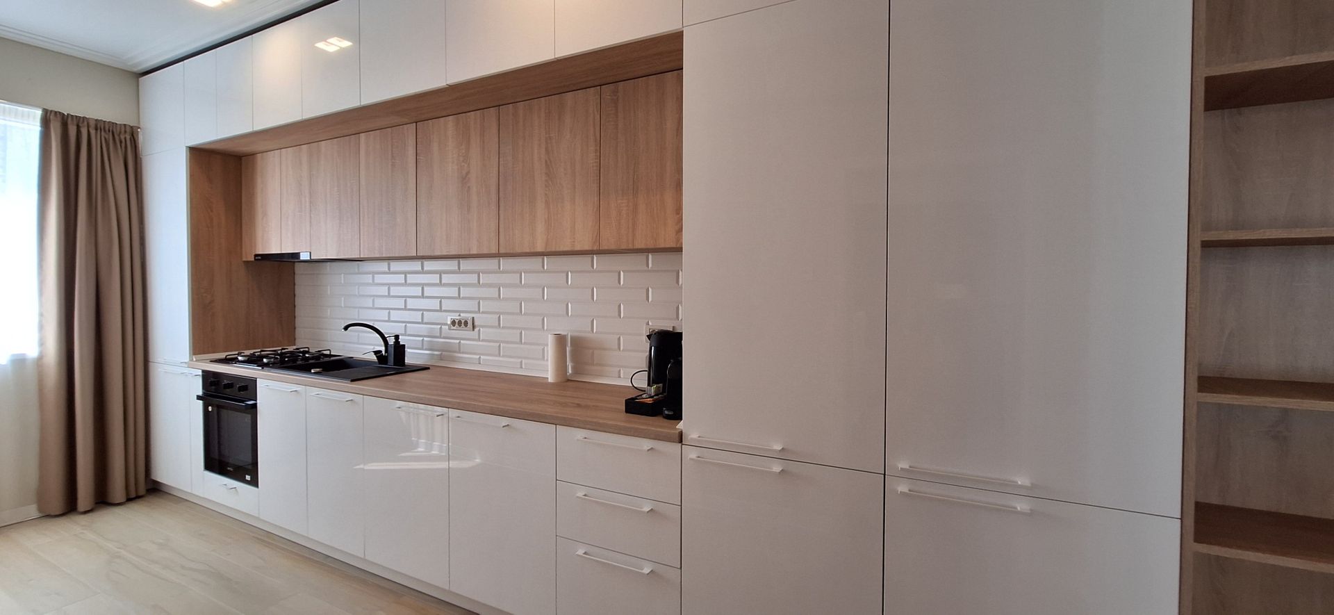 Apartament mobilat si utilat cu 2 locuri de parcare - Poză 8