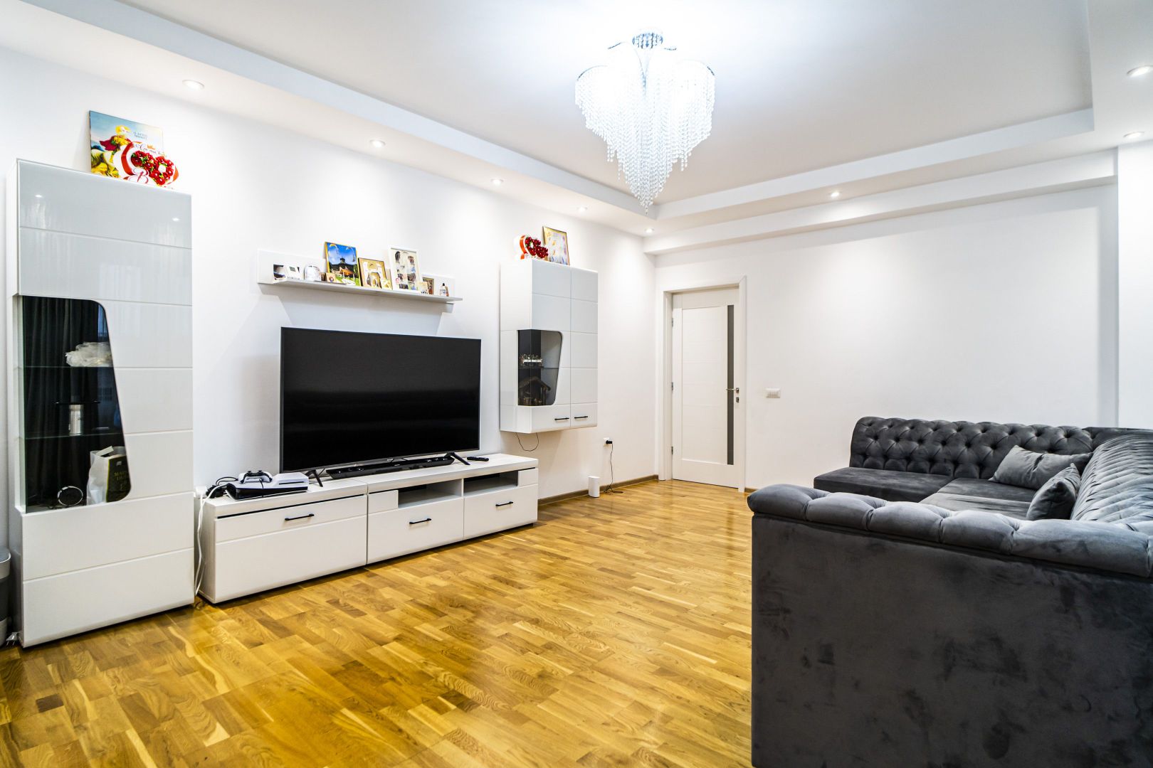 Dragomiresti Vale, casa 5 camere, utilitati, asfalt, STB, COMISION 0% - Poză 2