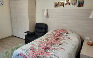 Casă de Vânzare | Piscină Interioară | Spațiu de Relaxare - Poză 40