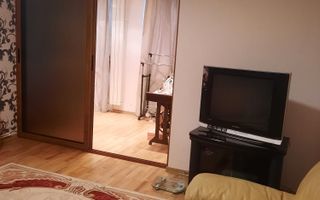 Apartament 3  cam Pta Centrala,et 4/7 - Poză 1
