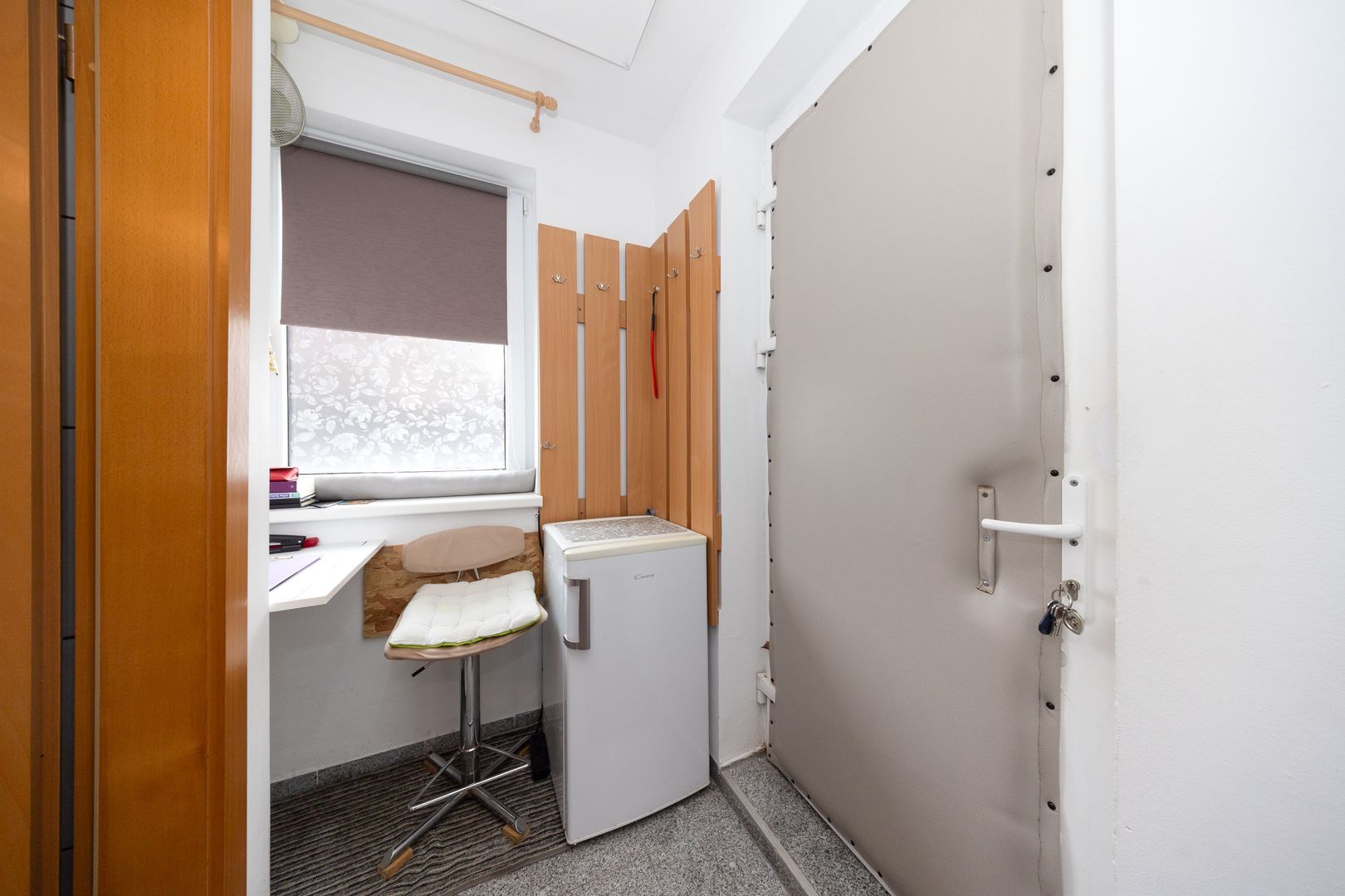 Garsoniera 21 mp utili-Avangarden Bartolomeu - Poză 6