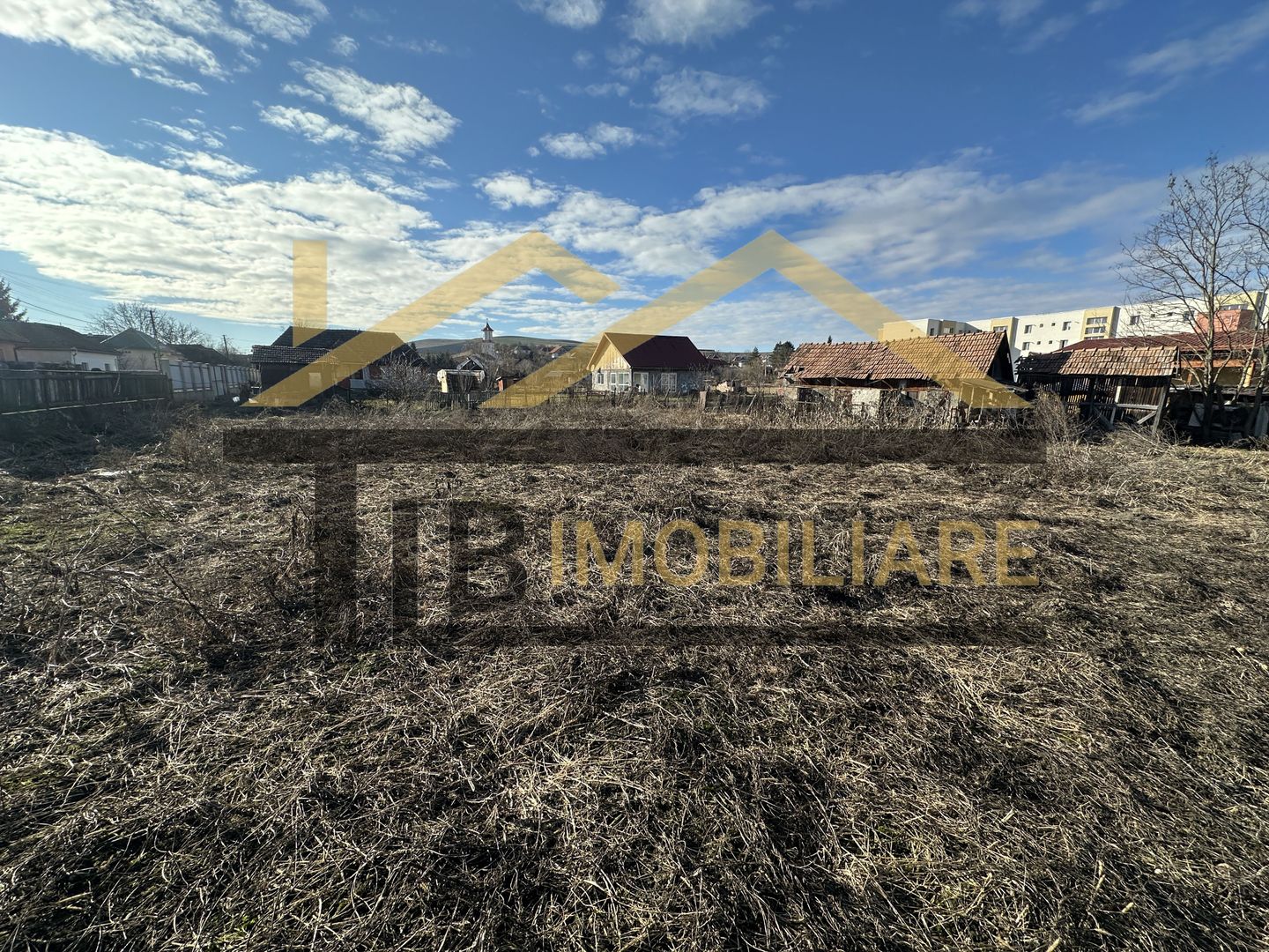 Casa de vanzare 4 camere, 2240mp teren, Zona Raciu - Poză 6