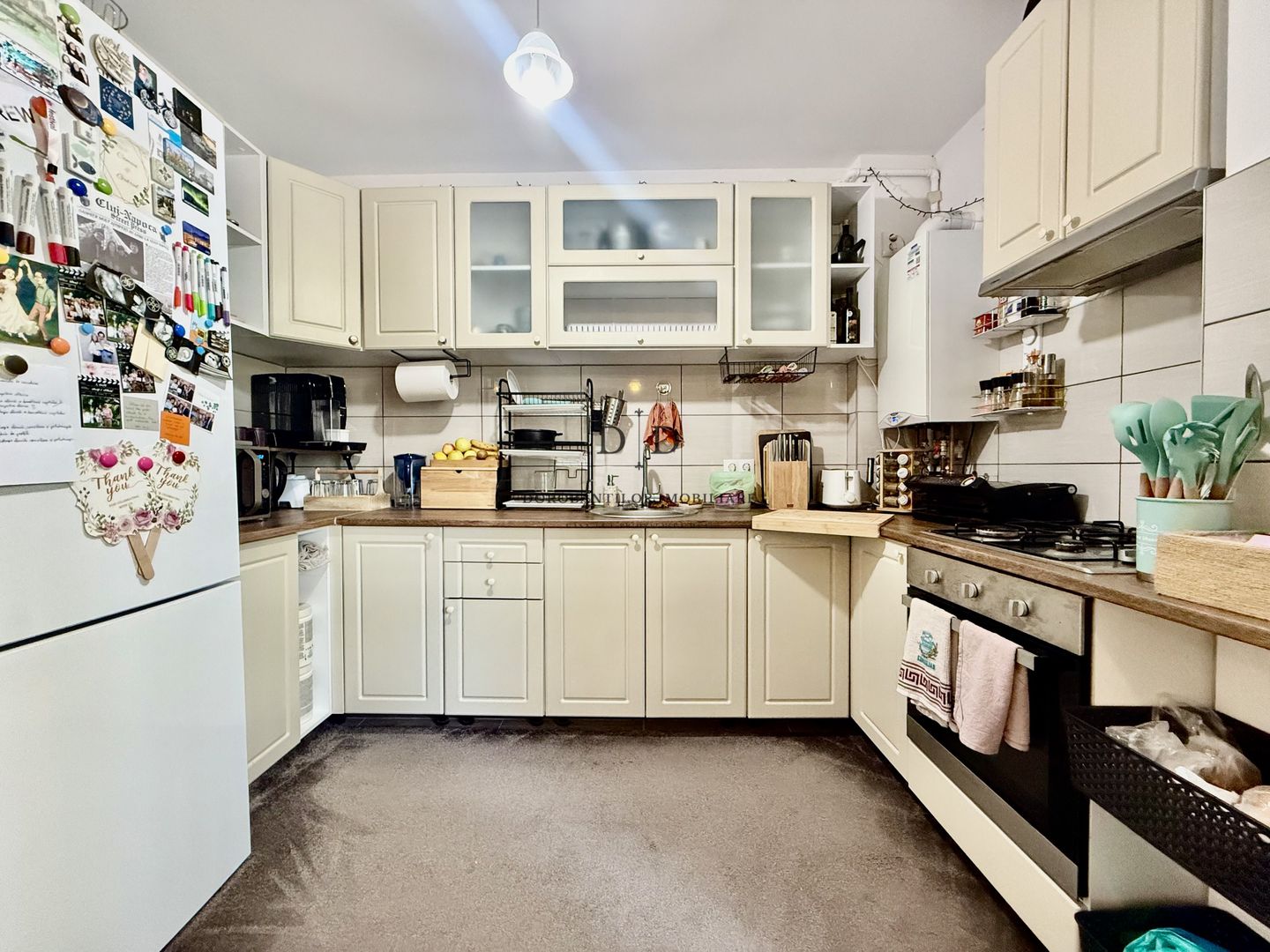 Inchirere 2 camere - Parcare–  etaj 1-Cartier Europa-zona OMV - Poză 5