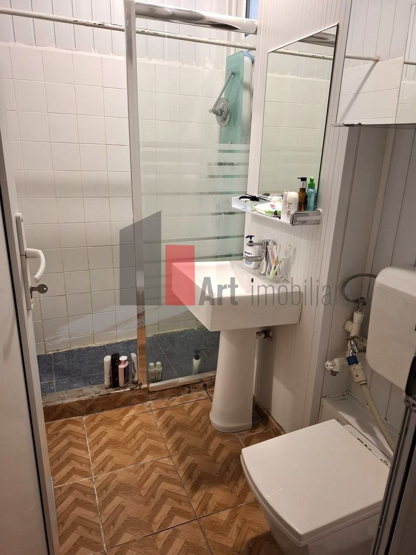 Apartament 3 camere decomandat, bloc H, Str.Rotundă, parter - Poză 7