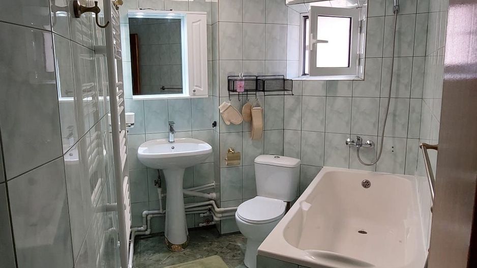 De închiriat apartament cu 3 camere, etaj 1, Siderurgistilor, 400 euro - Poză 24
