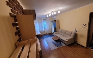 Vânzare 🏡 Apartament 2 camere renovat complet | Fizicienilor, Sector 3 - Poză 3