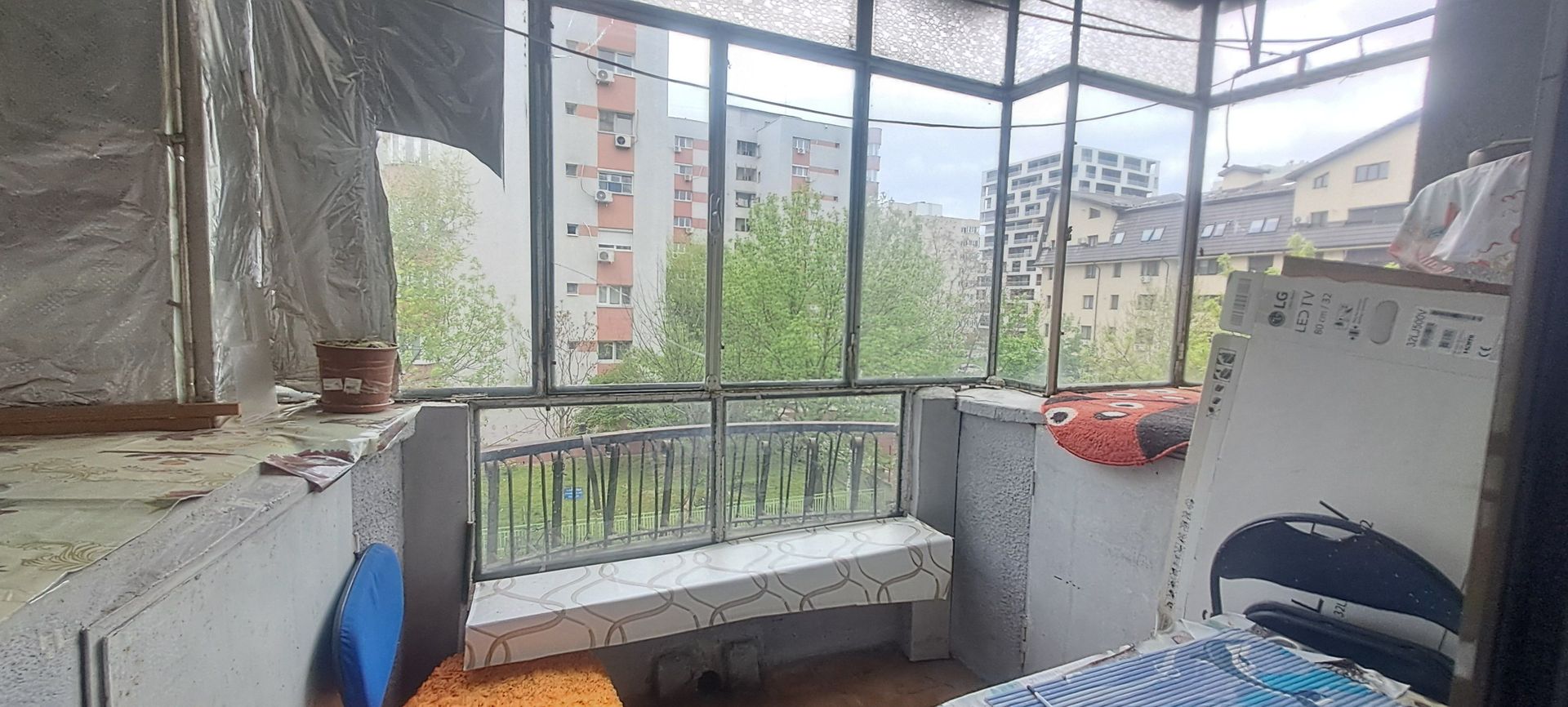 3 camere | Decomandat | Centrala proprie | Parcare - Poză 13