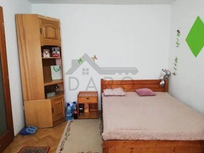 Apartament cu 3 camere decomandate in Tg Mures str Aleea Carpati - Poză 2