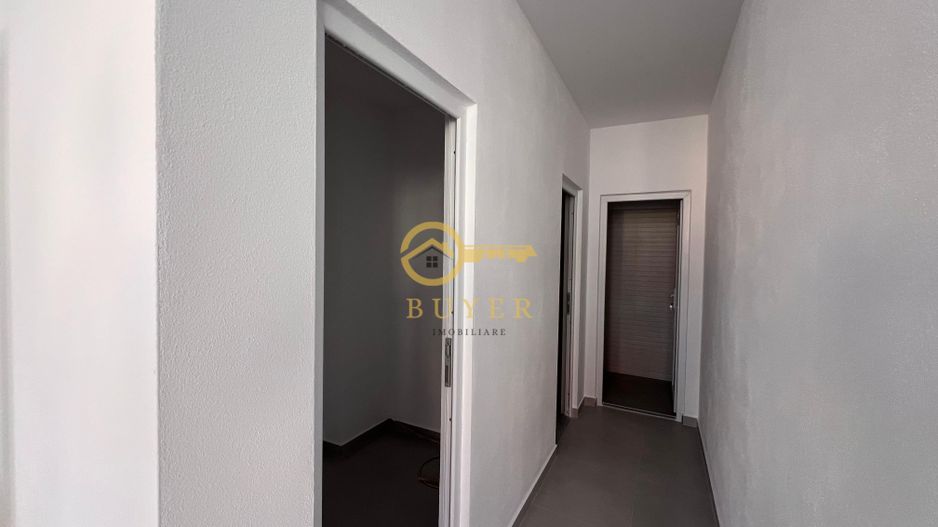 Spațiu comercial de închiriat în Cisnădie – renovat, cu vitrine la str - Poză 3