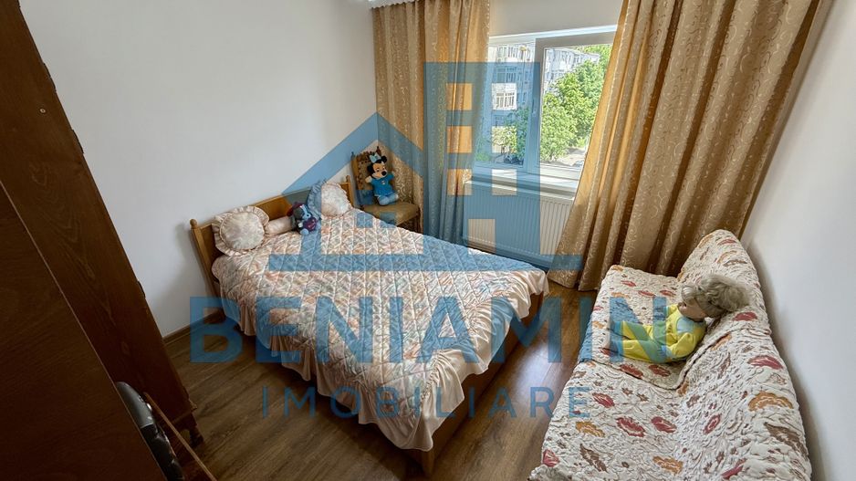 3 camere etaj 3 59mp an 1978 - centrala -pe principala -Craiovita - Poză 3